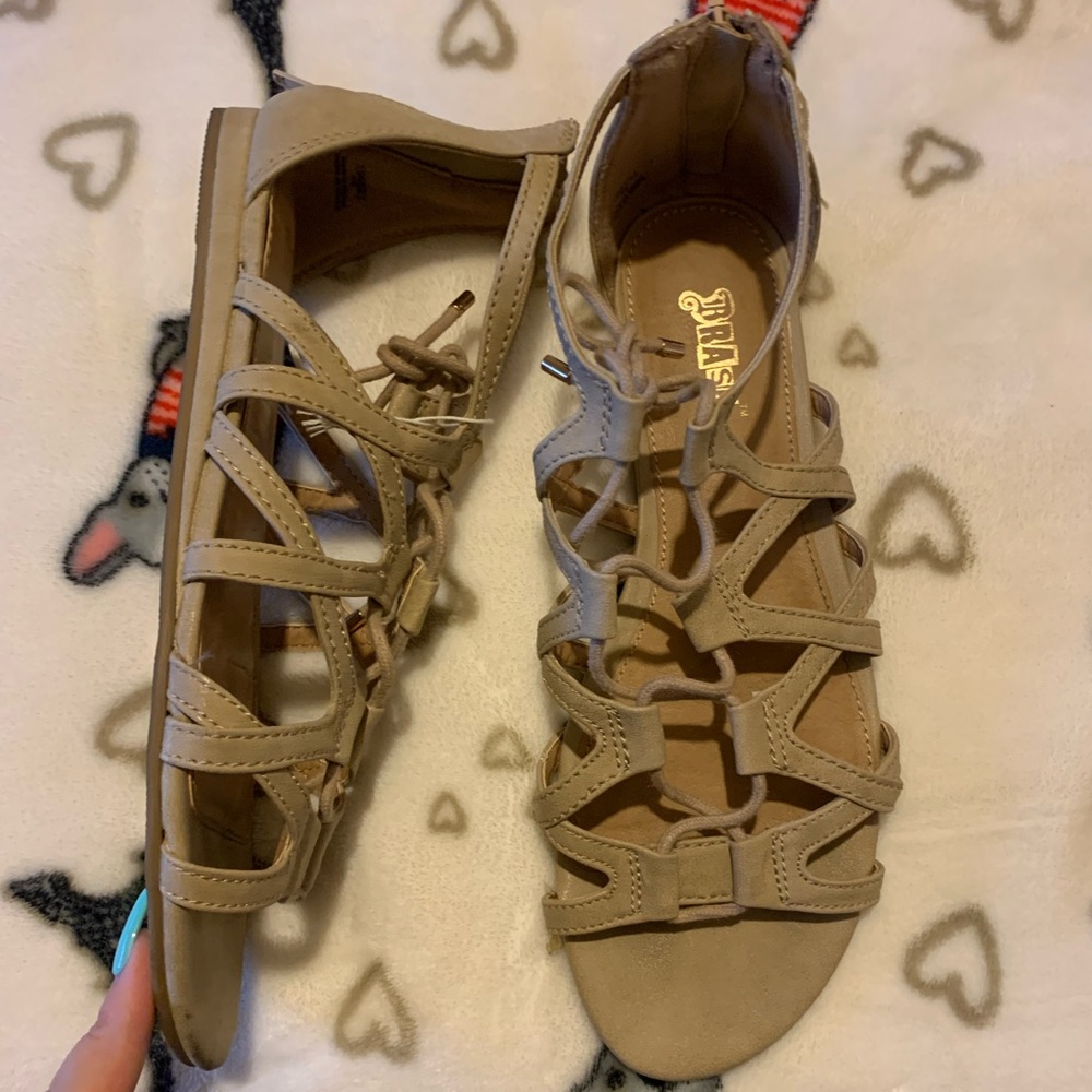Sandals - Picture 2 of 3